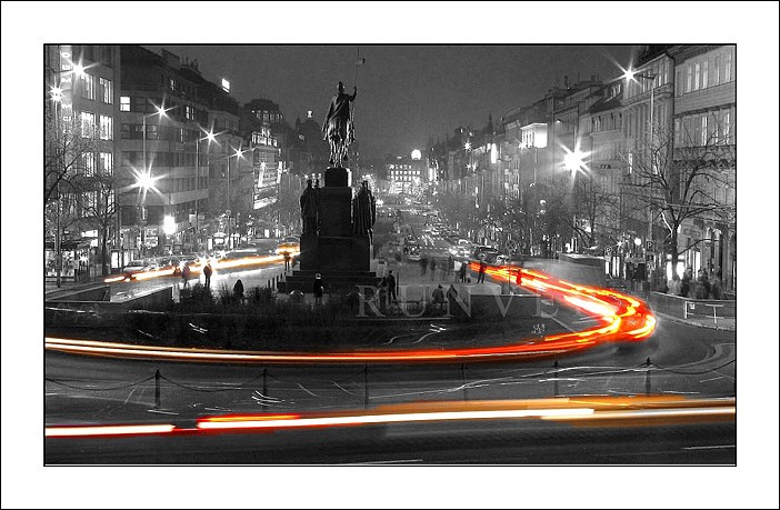 Prager Wenzelsplatz am Abend